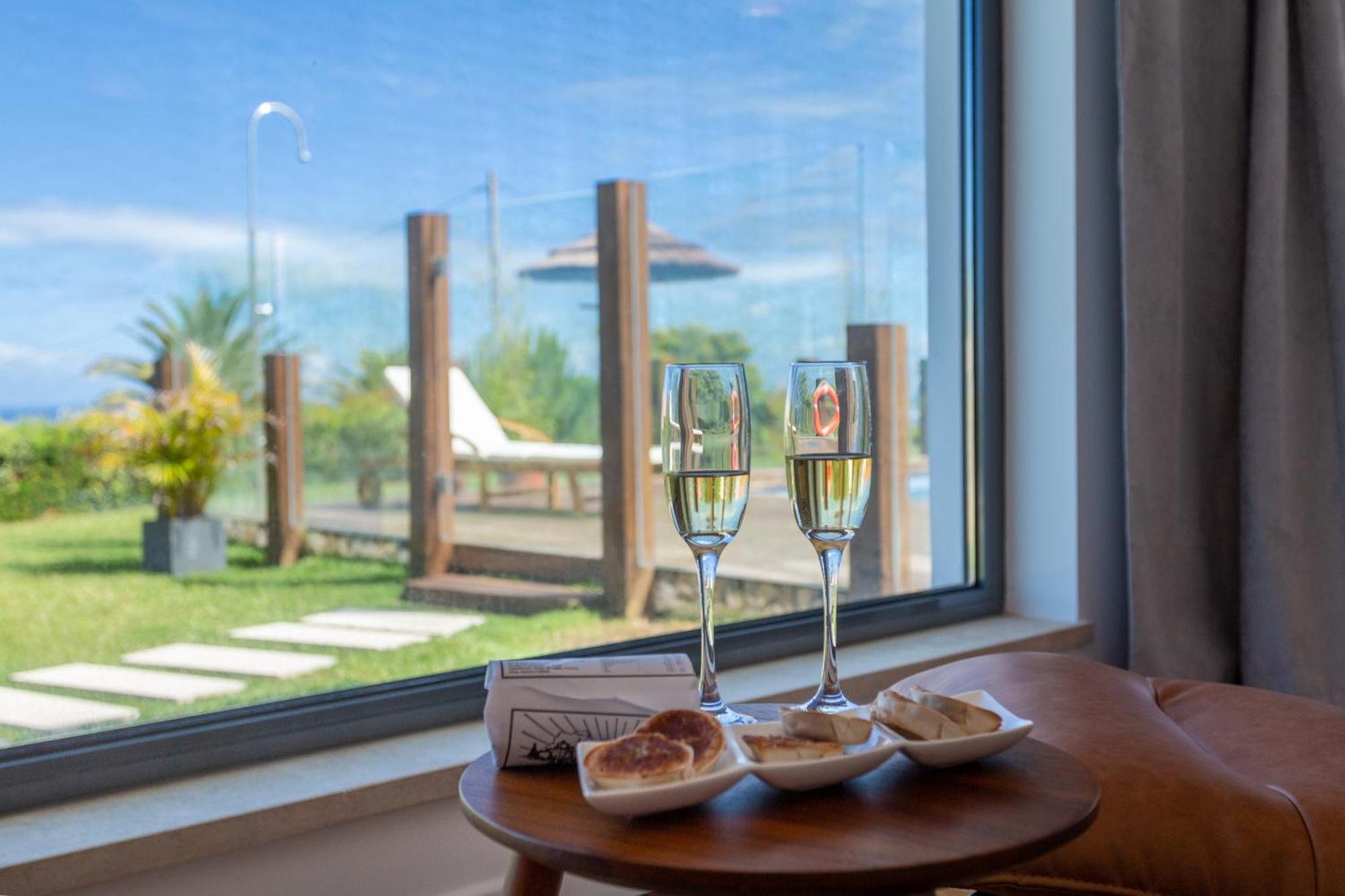 Penedo Escape Sea Suites Colares Eksteriør bilde