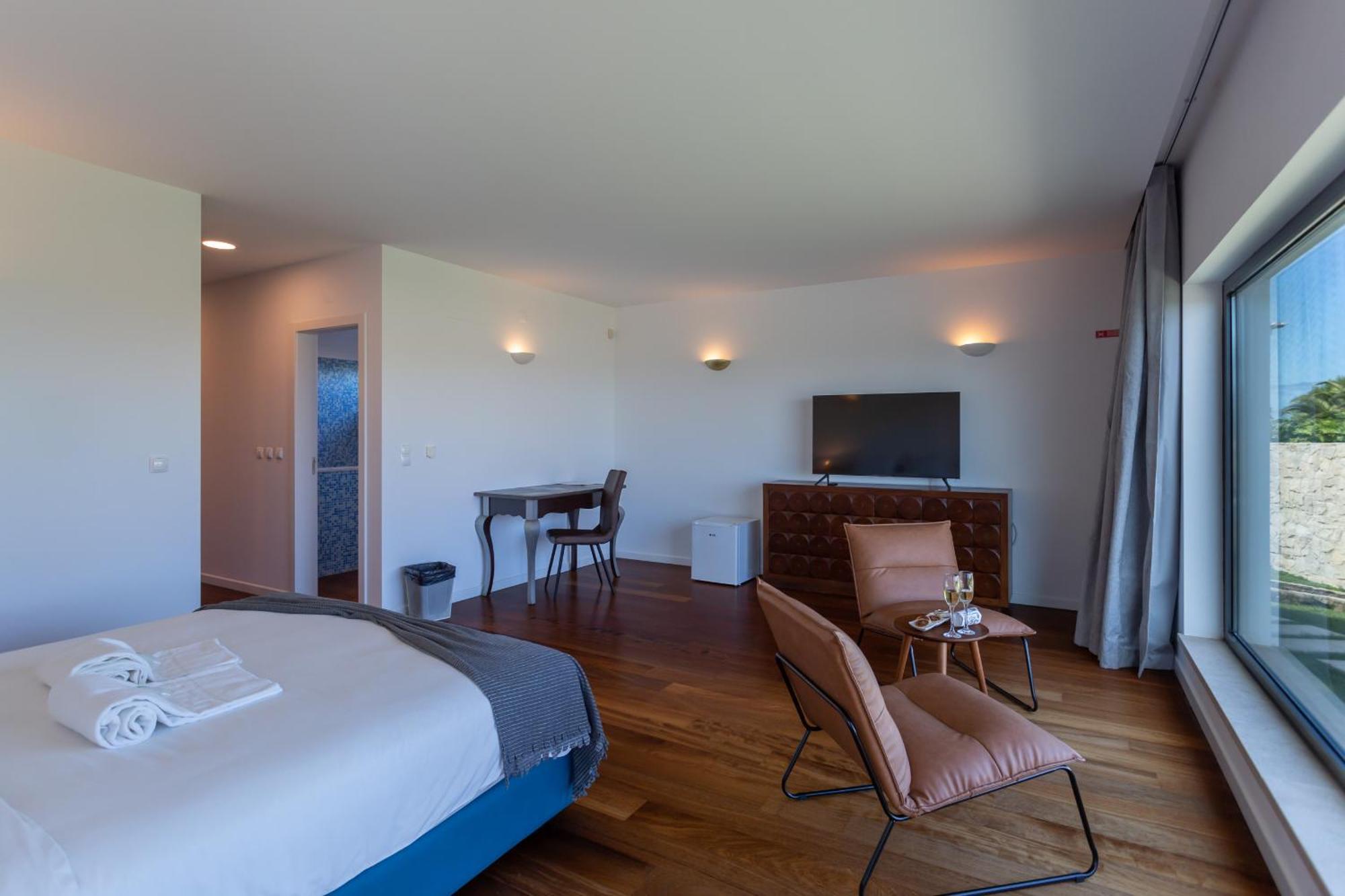 Penedo Escape Sea Suites Colares Eksteriør bilde