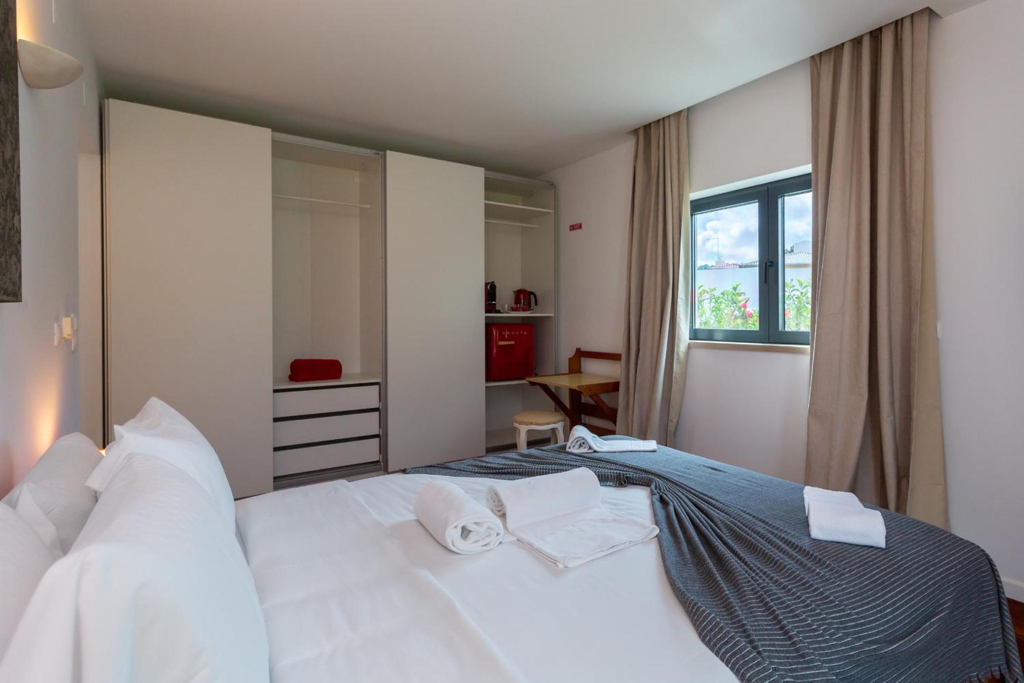 Penedo Escape Sea Suites Colares Eksteriør bilde